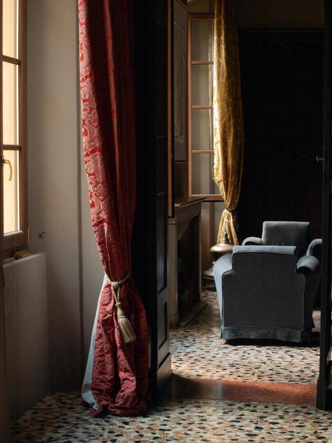 XVIII Century Palazzo Ravenna Bagian luar foto